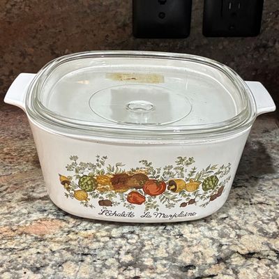Sale Photo Thumbnail #239: CorningWare Spice of Life L'Echalote La Marjolaine Casserole Dish