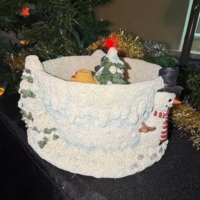 Sale Photo Thumbnail #688: Christmas Snowman Decorative Bowl