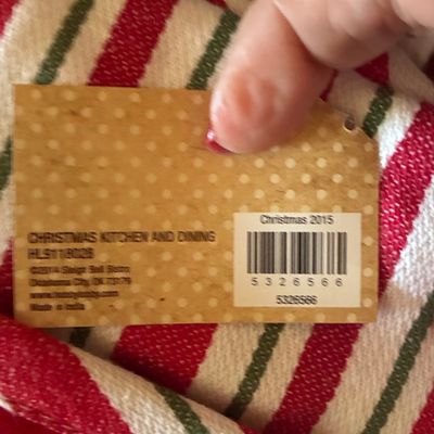 Sale Photo Thumbnail #923: Sleigh Bell Bistro Snowman Pot Holder and Towel Set