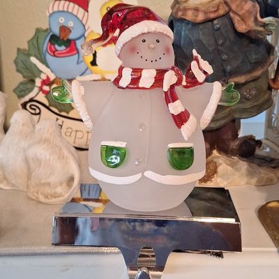 Sale Photo Thumbnail #593: Glass Snowman Christmas Stocking Holder