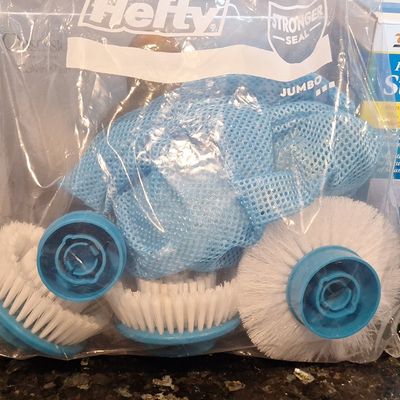 Hurricane Spin Scrubber Replacement Brush Heads and Loofah Set