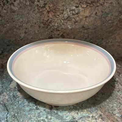 Sale Photo Thumbnail #596: Pfaltzgraff Aura Pink serving bowls