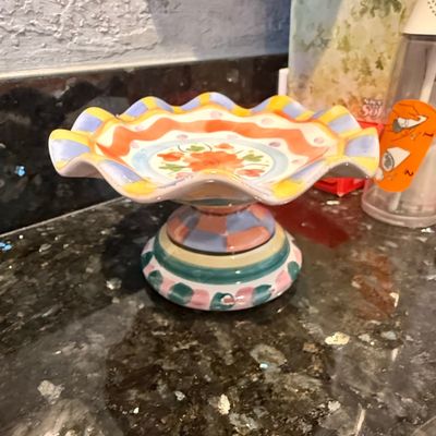 Sale Photo Thumbnail #423: Hand-Painted Majolica Style Pedestal Bowl