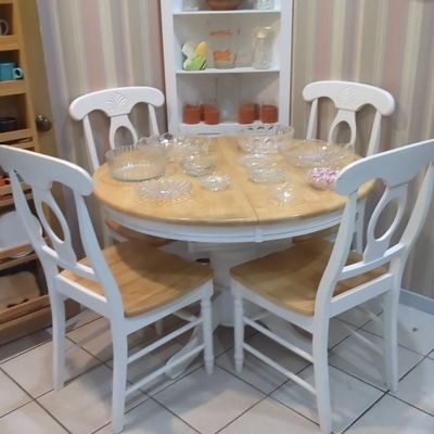 Sale Photo Thumbnail #11: East West Furniture 5-Piece Oval White Finish Solid Wood Top Dining Table with 4 Chairs