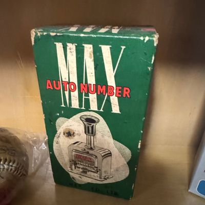 Sale Photo Thumbnail #448: Max Auto Numbering Machine N-504