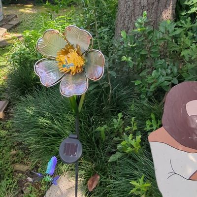 Sale Photo Thumbnail #882: Solar Powered Metal Flower Garden Stake with Hummingbird Accent