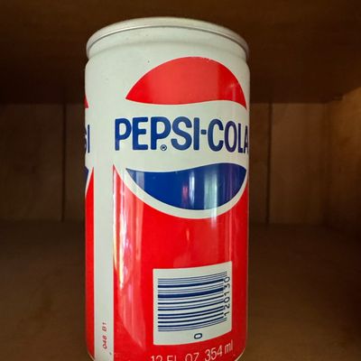 Sale Photo Thumbnail #1000: Vintage Pepsi-Cola 12 oz Aluminum Can