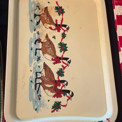 Sale Photo Thumbnail #918: Potpourri Press Christmas Geese Metal Serving Tray 1985