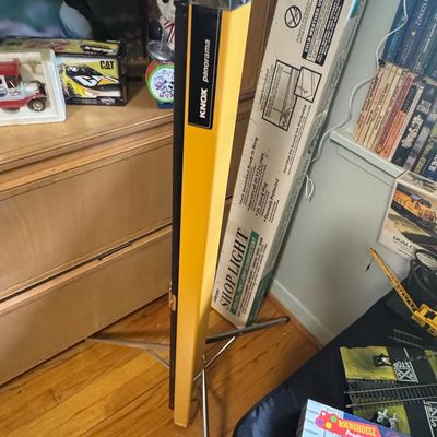 Sale Photo Thumbnail #262: Knox Panorama Projection Screen