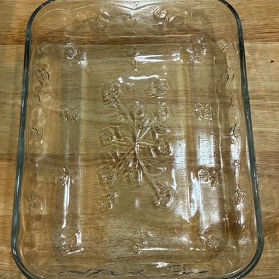 Sale Photo Thumbnail #519: Fire-King Rose-It Rectangular Baking Dish