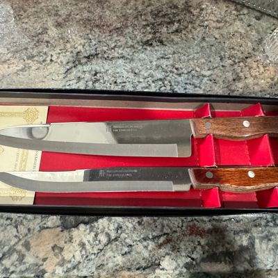 Sale Photo Thumbnail #607: Vintage Maxam Precision Hollow Ground Knife Set
