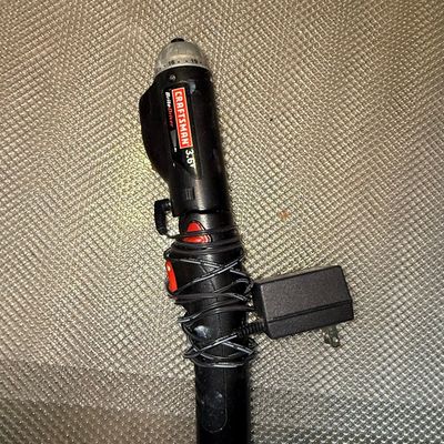 Sale Photo Thumbnail #851: Craftsman 3.6V BriteDriver Cordless Screwdriver