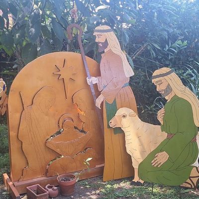 Sale Photo Thumbnail #18: Large Scale Wooden Outdoor Nativity Set