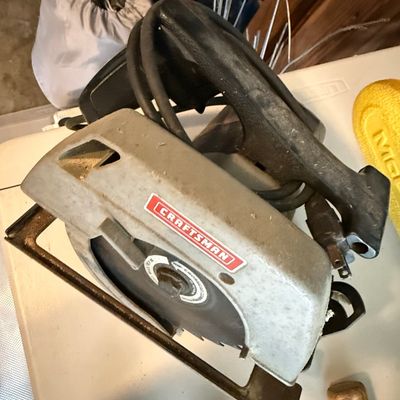 Sale Photo Thumbnail #401: Vintage Craftsman 7-1/4" Circular Saw