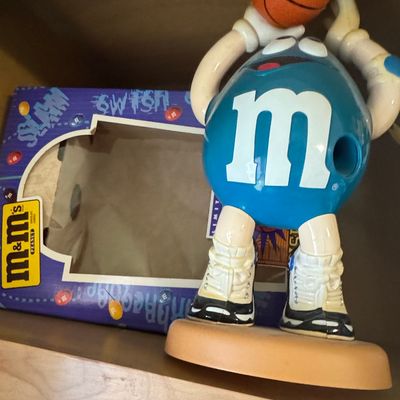 Sale Photo Thumbnail #556: M&M's Peanut Basketball Player Candy Dispenser