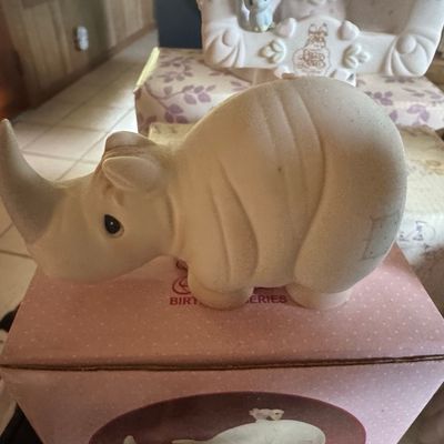 Sale Photo Thumbnail #796: Precious Moments "Friends to the End" Rhino Figurine #104418