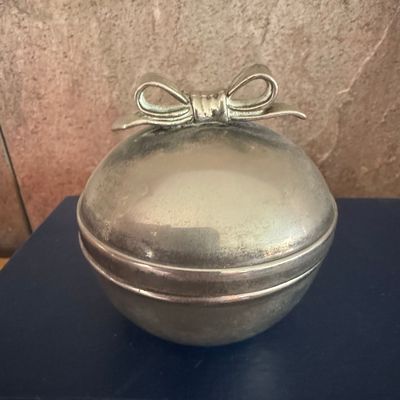 Sale Photo Thumbnail #584: Vintage Silver-Plated Spherical Trinket Box with Bow Finial