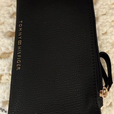 Sale Photo Thumbnail #576: Tommy Hilfiger Zip-Around Wristlet Wallet