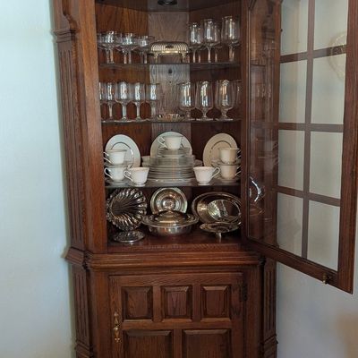 Sale Photo Thumbnail #29: Traditional Oak Corner Curio Cabinet