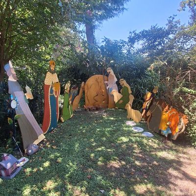 Sale Photo Thumbnail #16: Large Scale Wooden Outdoor Nativity Set