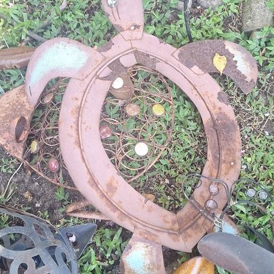 Sale Photo Thumbnail #171: Recycled Metal Garden Turtle Sculpture