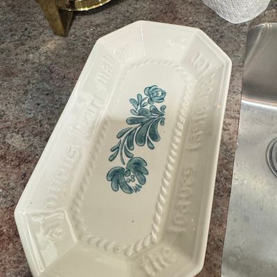 Sale Photo Thumbnail #333: Pfaltzgraff Yorktowne Bread Tray with "A Joyous Heart" Inscription