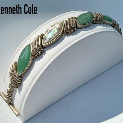 Sale Photo Thumbnail #87