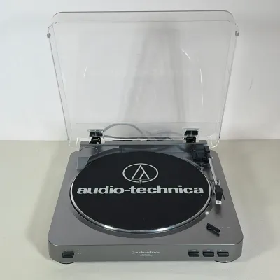 AUDIO-TECHNICA AT-LP60-USB FULLY AUTOMATIC BELT-DRIVE TURNTABLE
This Audio-Technica AT-LP60-USB is a fully automatic belt-drive turntable...