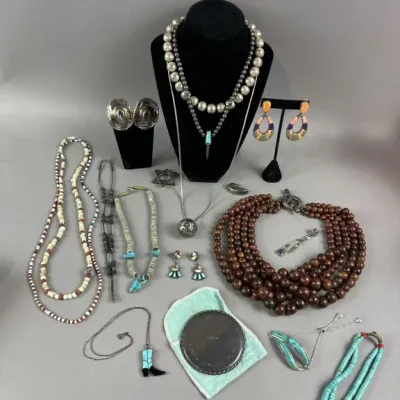 Sale Photo Thumbnail #16