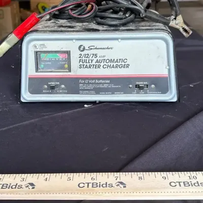 Schumacher 2/12/75 Amp Fully Automatic Starter Charger
