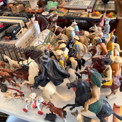 Sale Photo Thumbnail #122