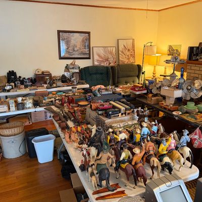 Sale Photo Thumbnail #655