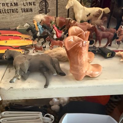 Sale Photo Thumbnail #126