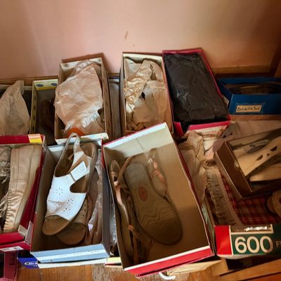 Sale Photo Thumbnail #375