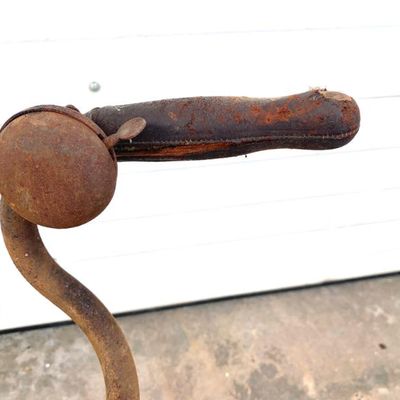 Sale Photo Thumbnail #12: Leather handle bar grips