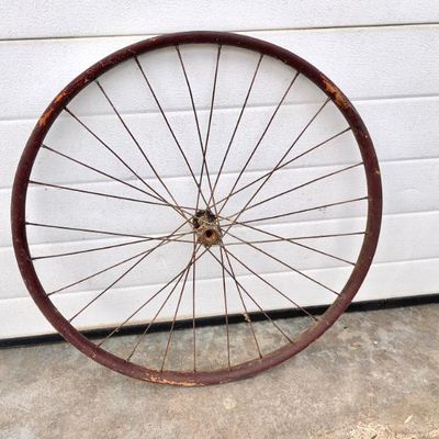 Sale Photo Thumbnail #11: Ross found an extra rim stored w/ the bike to replace the damaged front rim.