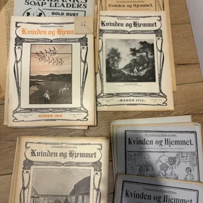 Sale Photo Thumbnail #18: Large lot of Kvinden og Hjemmet antique magazines from 1906-1914, most issues