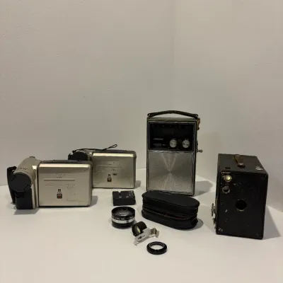 Sale Photo Thumbnail #54: Vintage camera lot