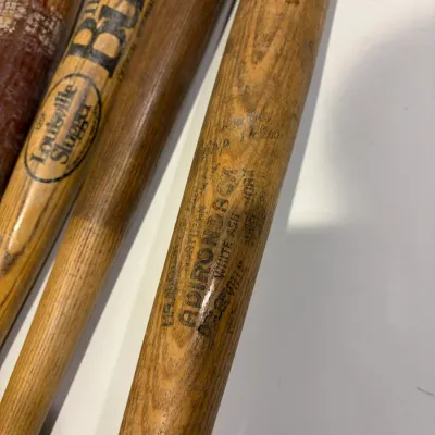 Sale Photo Thumbnail #137: 5 Wooden baseball bats