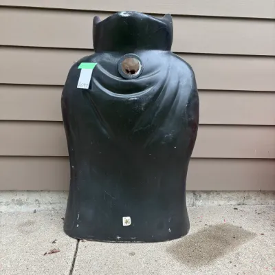 Sale Photo Thumbnail #418: Dracula blow mold, no light