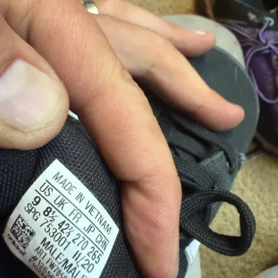 Sale Photo Thumbnail #93: Shoes lot, see pictures for sizes