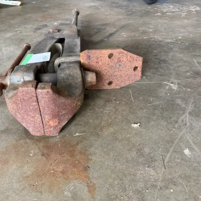 Sale Photo Thumbnail #363: Blacksmith vise B