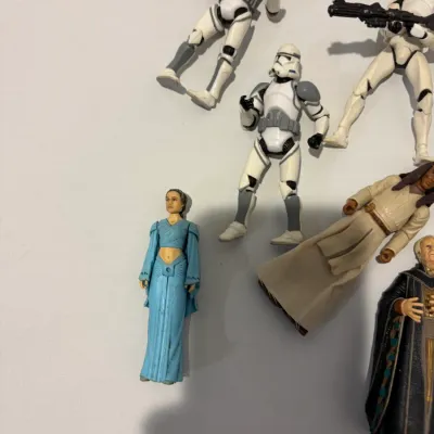 Sale Photo Thumbnail #179: Lot of Star Wars figurines