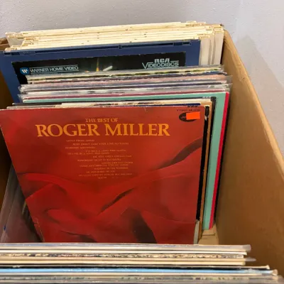Sale Photo Thumbnail #40: Lot of misc. vinyl records and Videodiscs