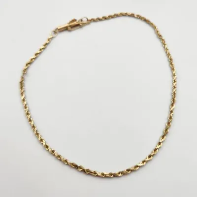 10k Gold Bracelet Chain marked 417 (1.7g)