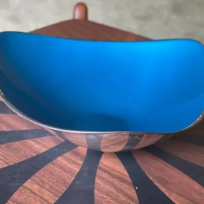 Mid-Century Modern Reed & Barton Silver Plated And Enamel Triangular Bowl