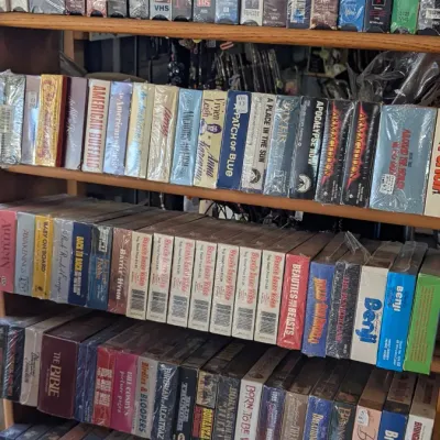 Sale Photo Thumbnail #194