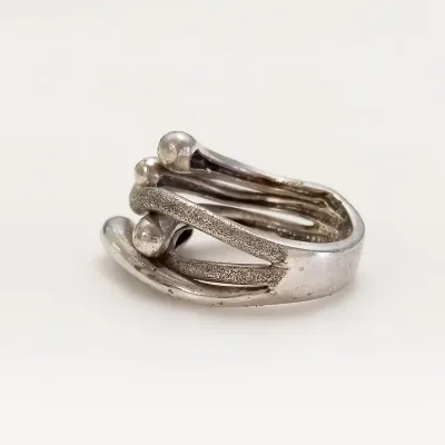 Sale Photo Thumbnail #943