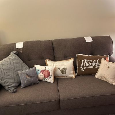 Sale Photo Thumbnail #3