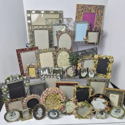 Bejeweled & Fancy Picture Frames - Lot 1